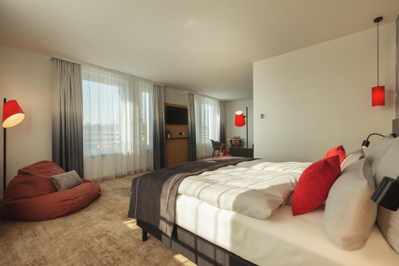 Holiday Inn - The Niu, Sparrow Regensburg By Ihg Eksteriør billede